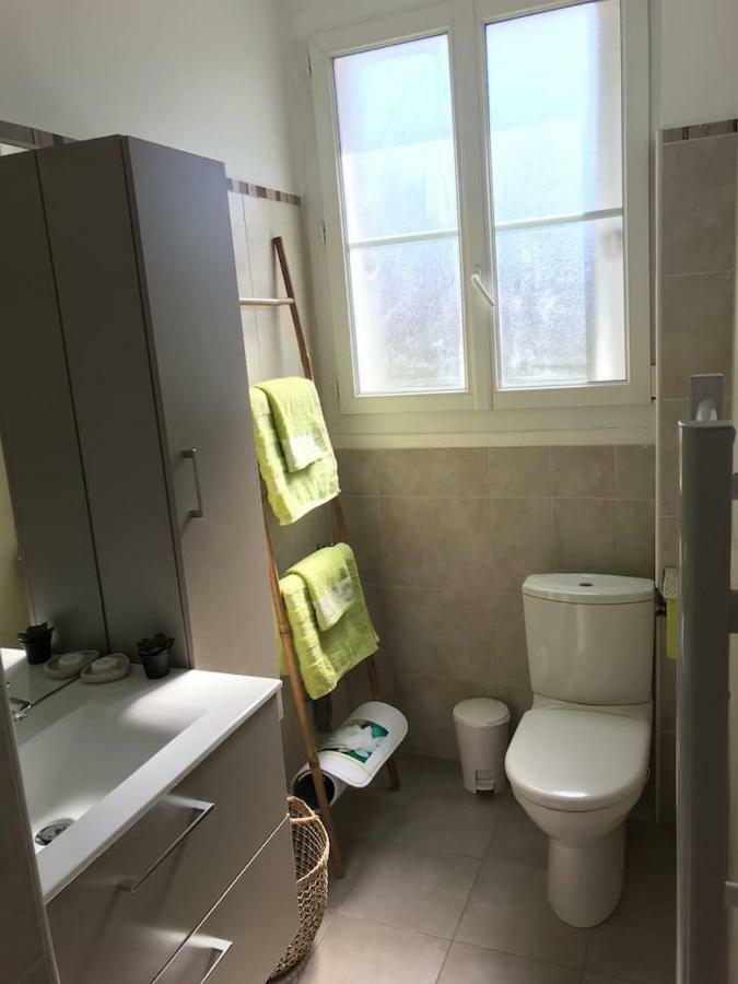 Appartement De Charme En Plein Coeur Du Centre Ville De Compiegne Bagian luar foto